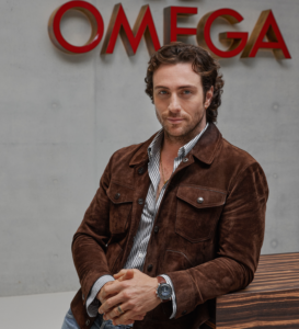 omega-yeni-james-bondun-kimligini-mi-acikladi
