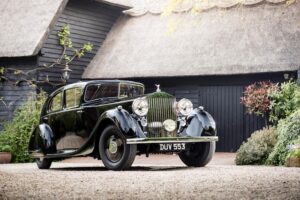 rolls-royce-phantom-100-yasinda