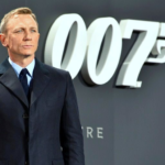 daniel-craigin-casino-royale-mayosu-la-perla-muzesinde-sergilenecek