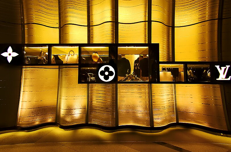 avrupa-luks-moda-devleri-yeniden-yukseliste-yaraticilik-ve-erisilebilirlik-ruzgari